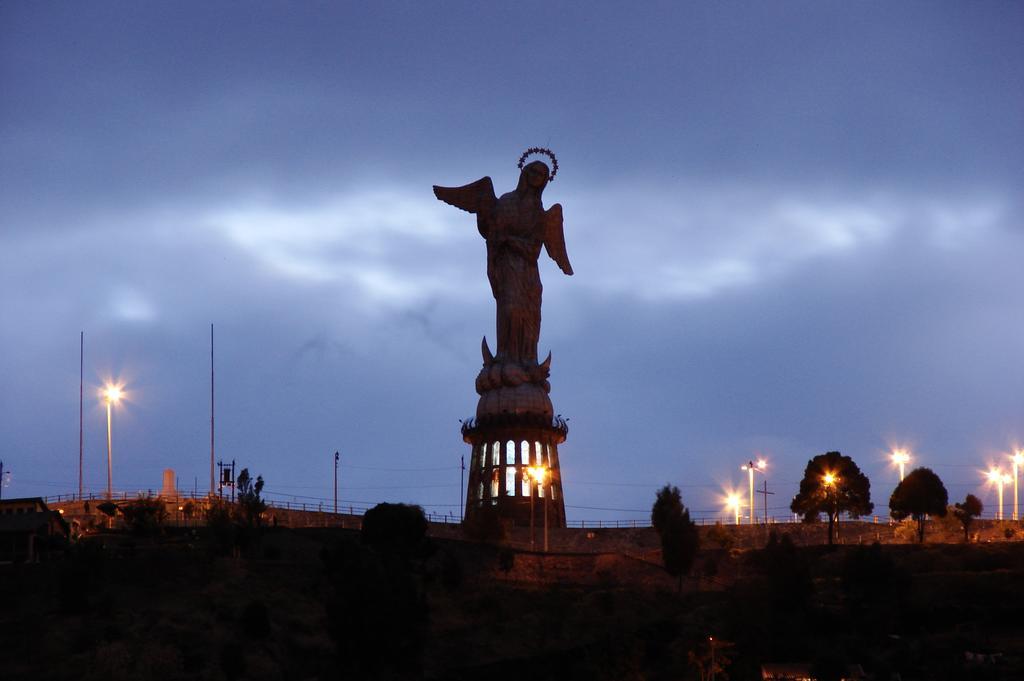 Hotel San Francisco De Quito Esterno foto